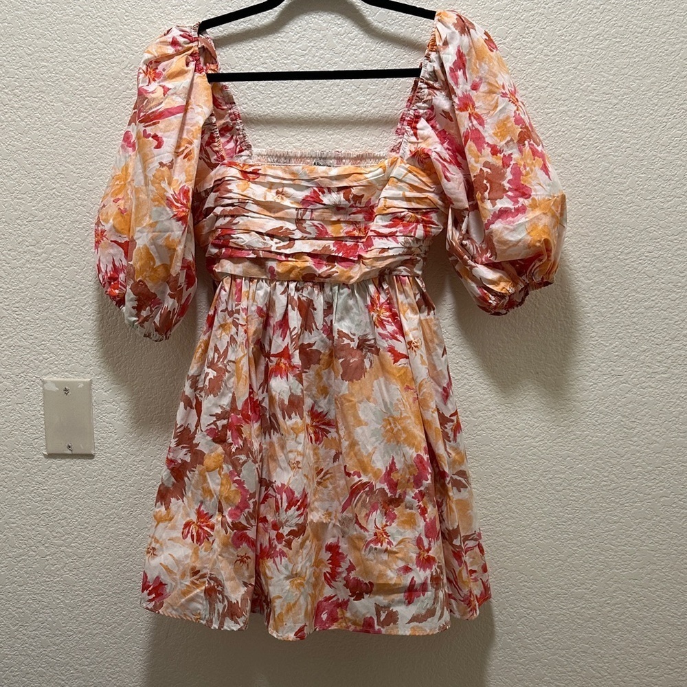 Abercrombie & Fitch Floral Puff Sleeve Dress - Red and Orange - Picture 2 of 5
